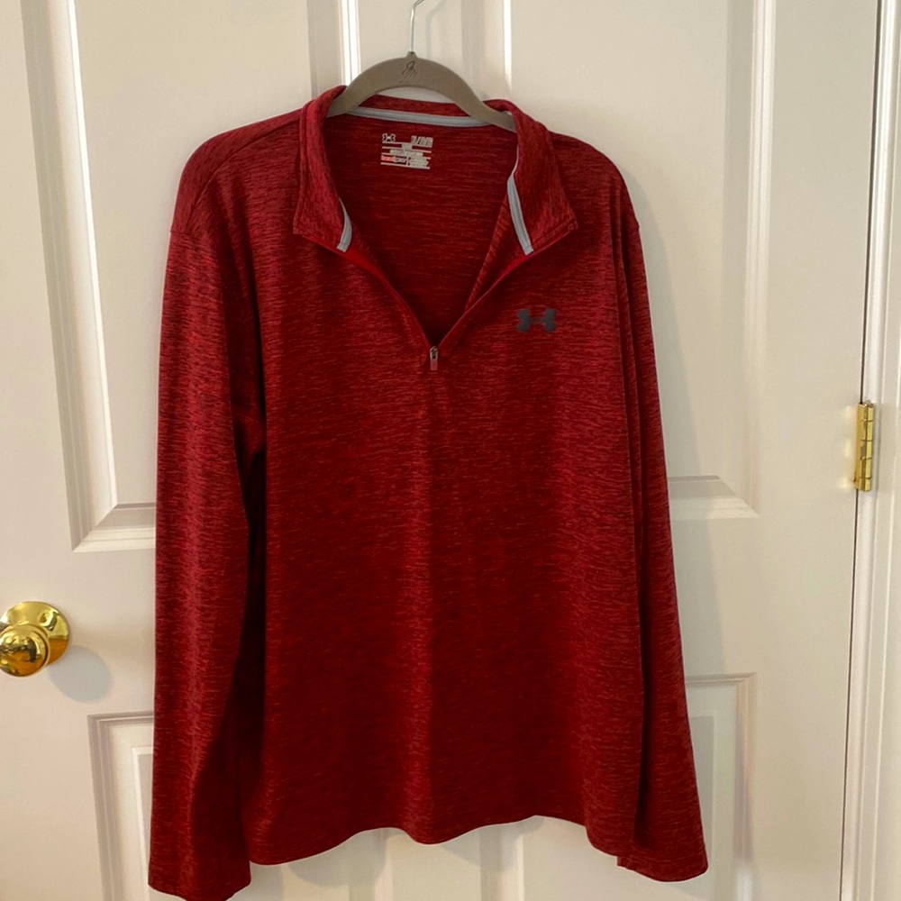 Men’s long sleeve shirt